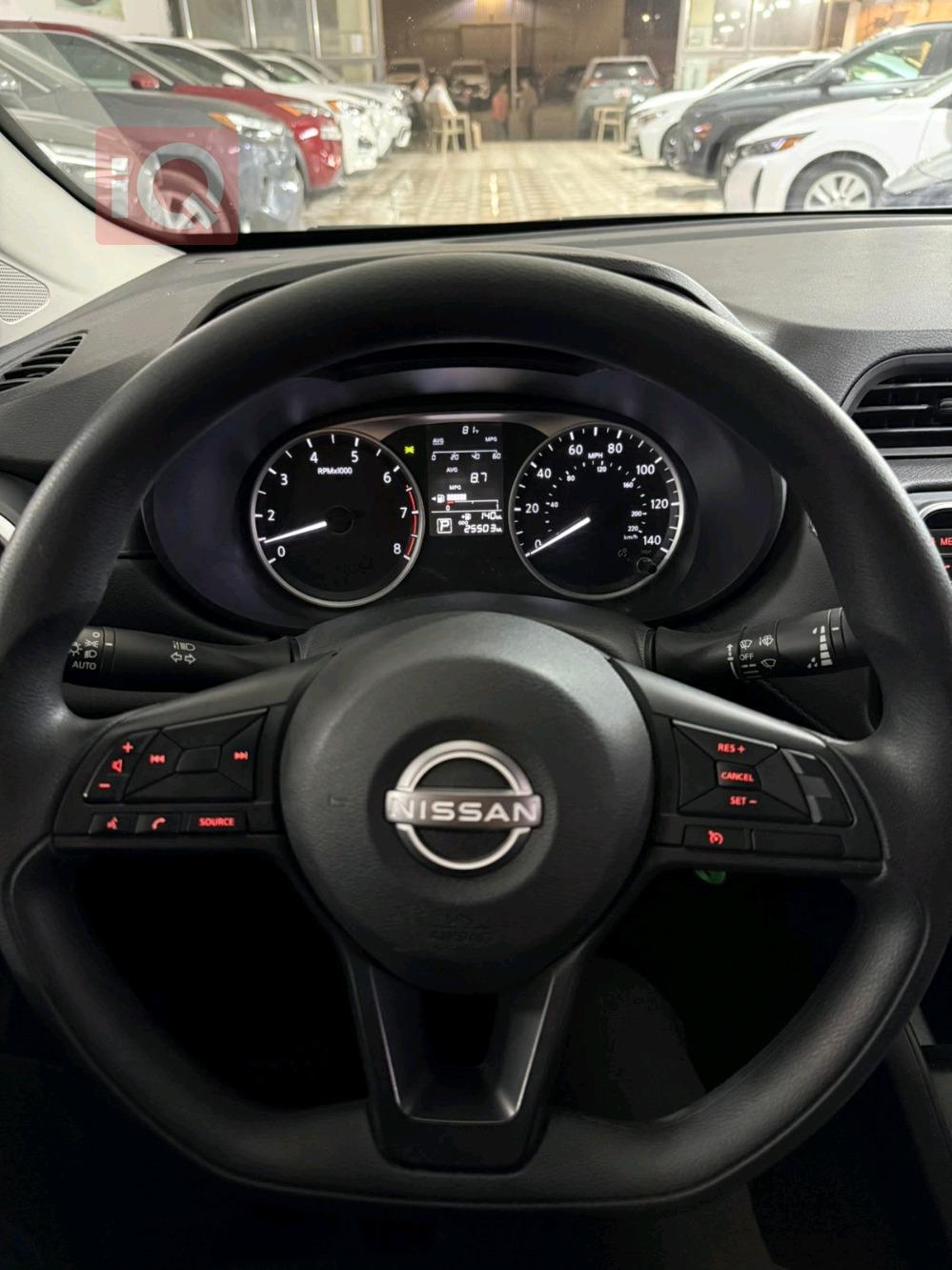 نیسان ڤێرسا